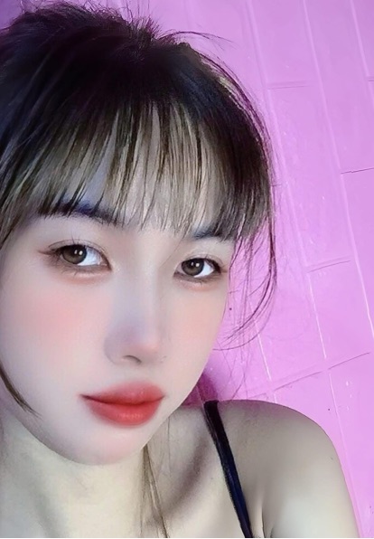 Cherry from Vietnam, a TumileChat member